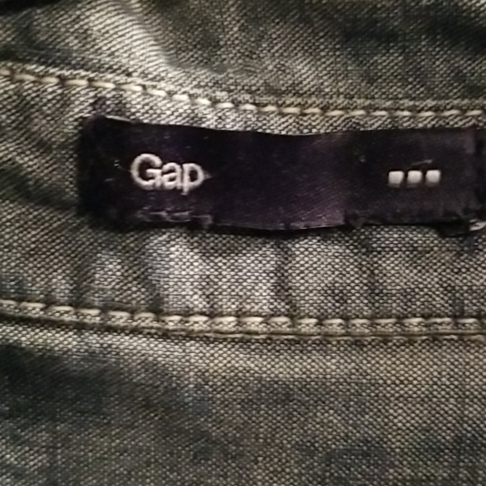 Shirt - Picture 2 of 4